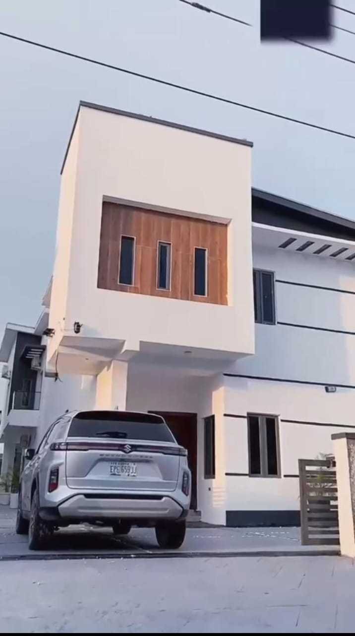 Luxurious 1 bedroom duplex